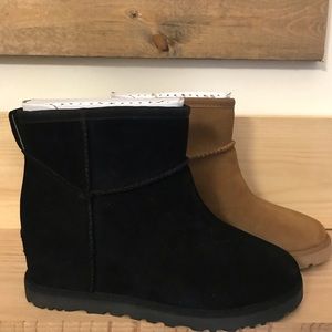 Ugg classic femme mini